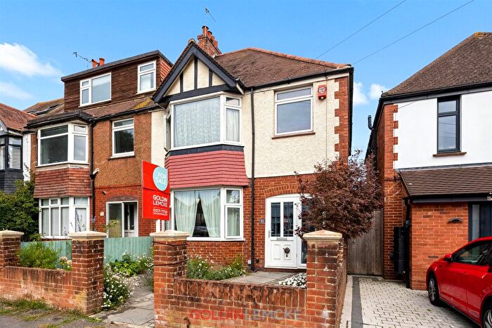 3 Bedroom Property For Sale In Portland Villas, Hove, BN3
