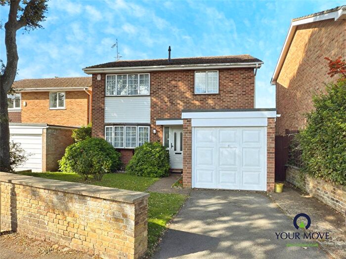 4 Bedroom Detached House For Sale In Goodwin Road, Ramsgate, Kent, CT11