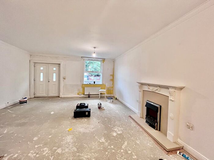2 Bedroom Apartment To Rent In Newitt Place, Southampton, SO16