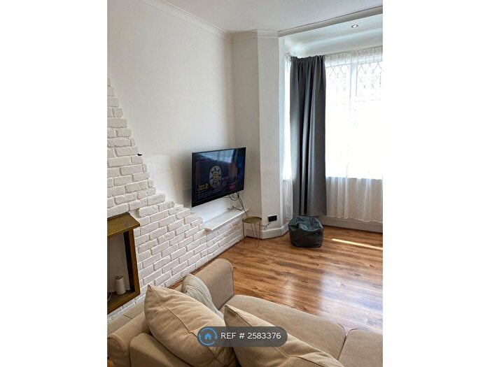 1 Bedroom Flat To Rent In London, London, N15