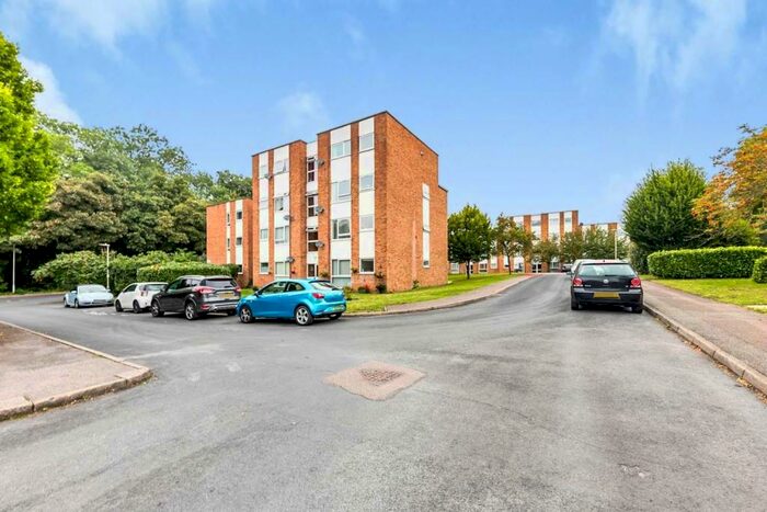 1 Bedroom Flat To Rent In Trapstyle Road, Ware, SG12