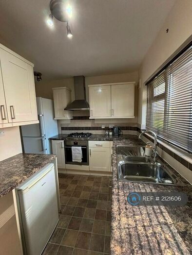 3 Bedroom Maisonette To Rent In Elvet Avenue, Romford, RM2
