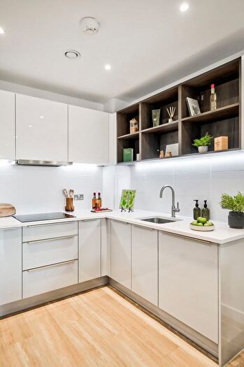 1 Bedroom Flat For Sale In Upper Dock Walk, Royal Albert Wharf, Newham, E16