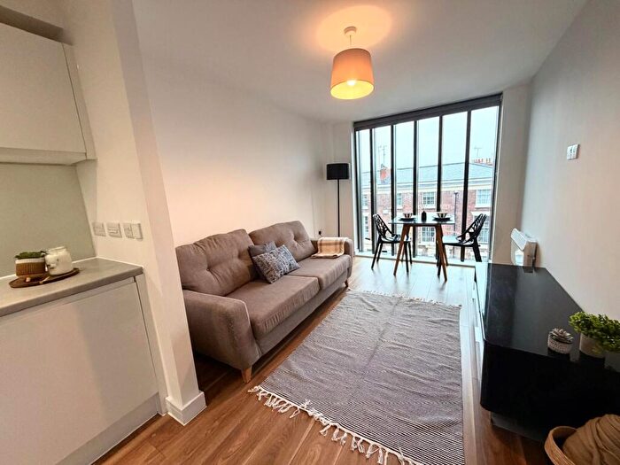 1 Bedroom Apartment To Rent In Apartment, Falkner Street, Liverpool, L8