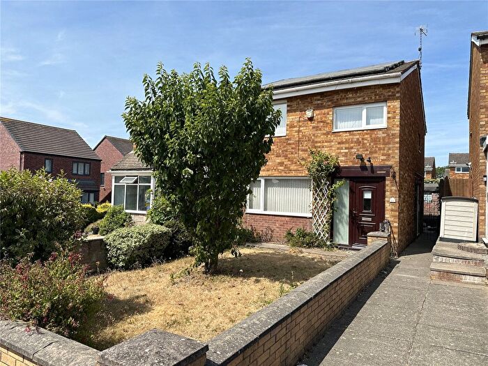 3 Bedroom Semi-detached House For Sale In Marlene Croft, Birmingham, West Midlands, B37