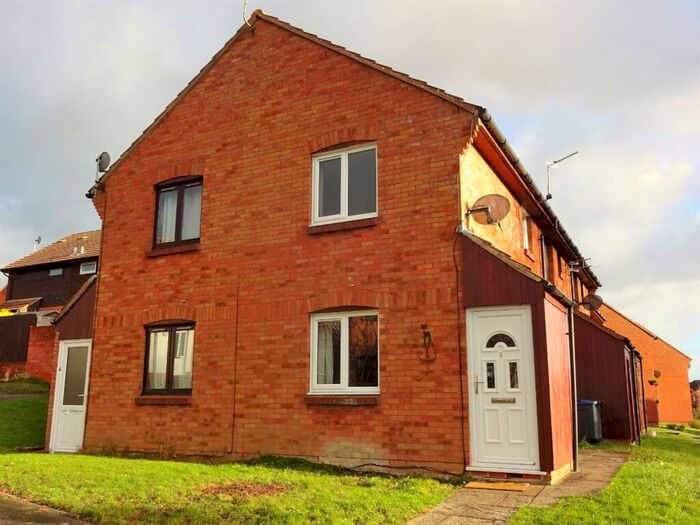1 Bedroom End Of Terrace House To Rent In Cornfield Road, Devizes, SN10