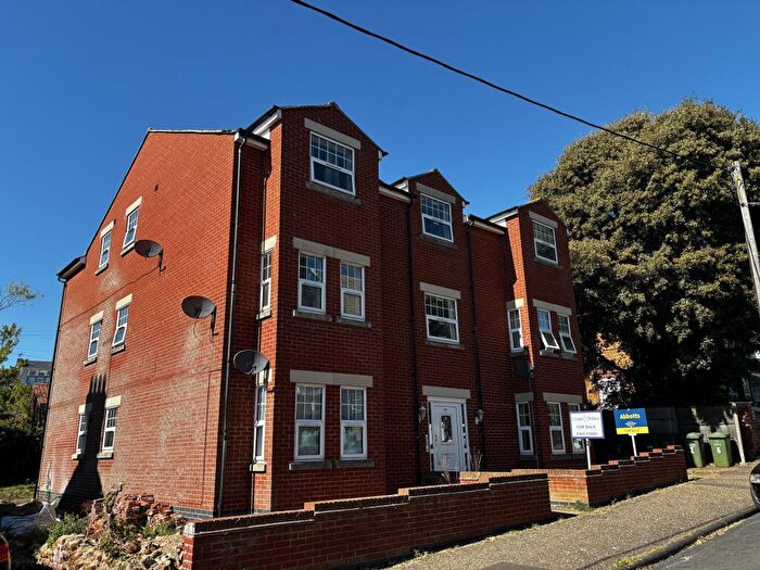 2 Bedroom Apartment For Sale In Avenue Road, Hunstanton, PE36