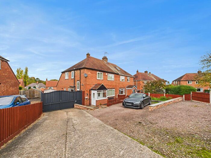 3 Bedroom Semi Detached House For Sale In Cromwell Crescent, Lambley, Nottingham, NG4