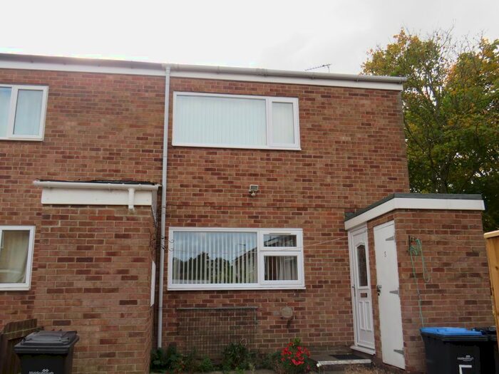 1 Bedroom Flat To Rent In Columbine Close, Marton-In-Cleveland, Middlesbrough, TS7