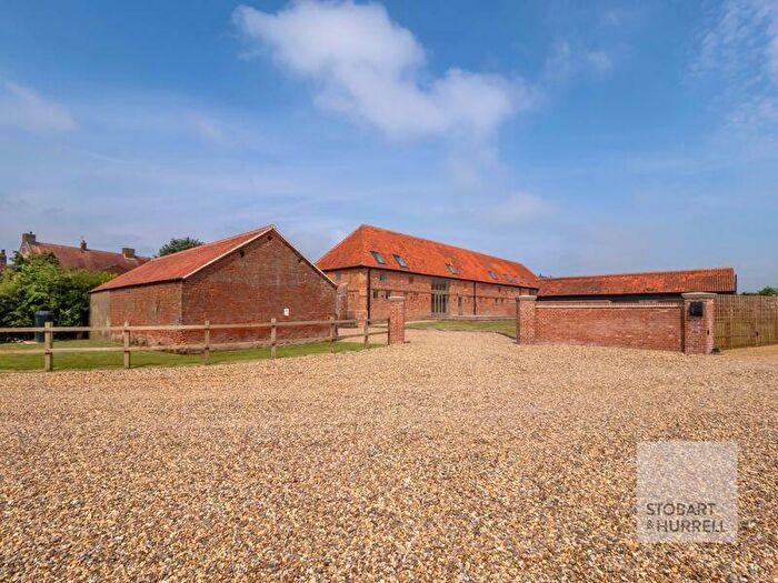 5 Bedroom Barn Conversion For Sale In Hall Barn, Hall Road, Ludham, Norfolk, NR29