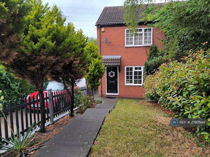 2 Bedroom Semi-Detached House To Rent In Central Street, Chesterfield, S41