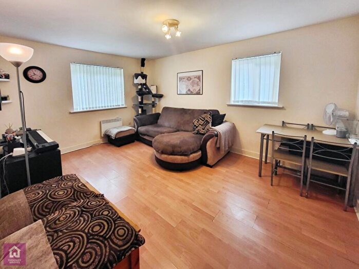 2 Bedroom Flat To Rent In Garthorp Road, Manchester, Greater Manchester, M23