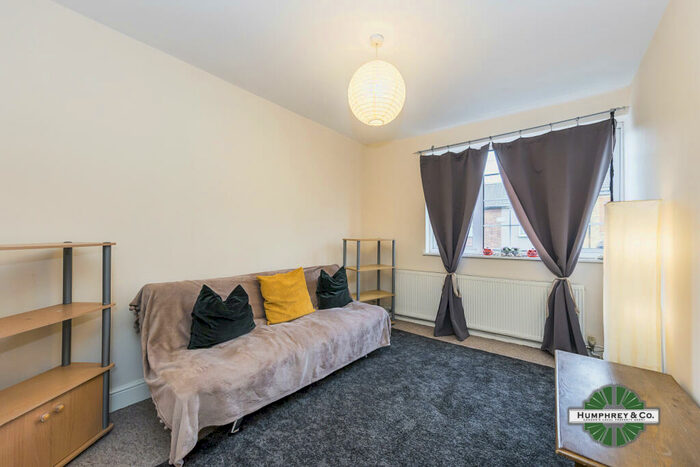 3 Bedroom Terraced House To Rent In Blurton Road, London, E5