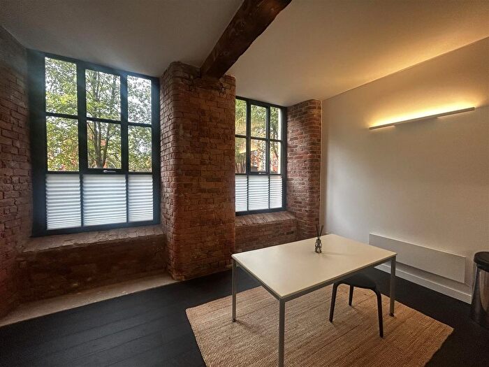 2 Bedroom Flat To Rent In Chapeltown Street, Ancoats, Manchester, M1