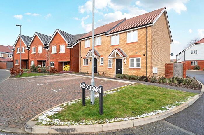 2 Bedroom Semi Detached House For Sale In Corden Place, Codmore Hill, Pulborough, RH20