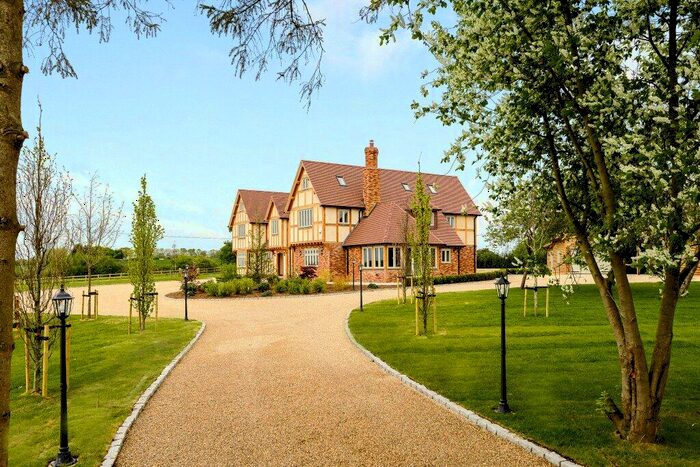 7 Bedroom Detached House For Sale In Drift Road, Winkfield, Windsor, Berkshire, SL4