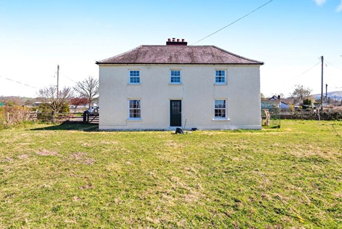 4 Bedroom Detached House For Sale In Llangadog, Carmarthenshire, SA19