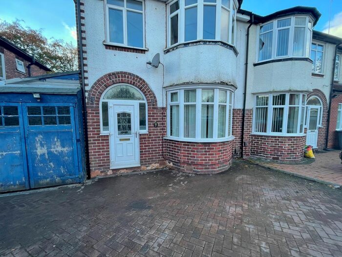 3 Bedroom Property To Rent In Worlds End Lane, Quinton, Birmingham B32