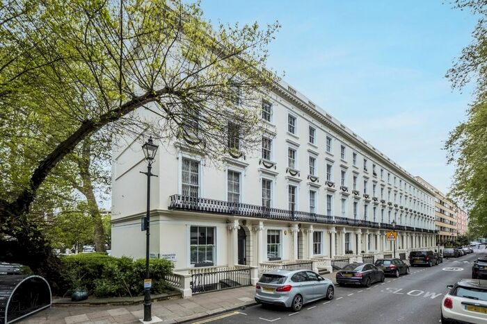 2 Bedroom Flat To Rent In Porchester Square, London, W2