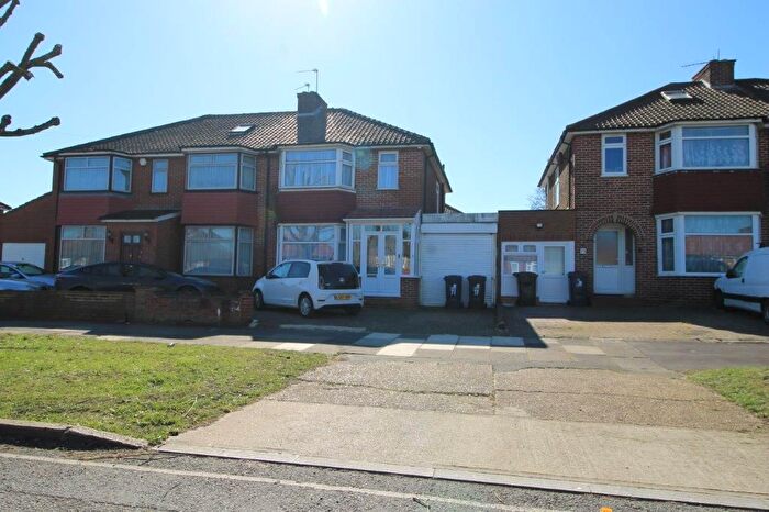 3 Bedroom Semi Detached House To Rent In Whitton Avenue East, Greenford, UB6