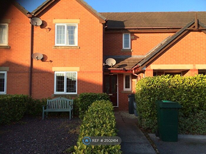 2 Bedroom Flat To Rent In Newry Park East, Chester, CH2