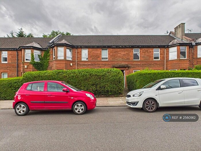 3 Bedroom Flat To Rent In Larchfield Avenue, Glasgow, G14