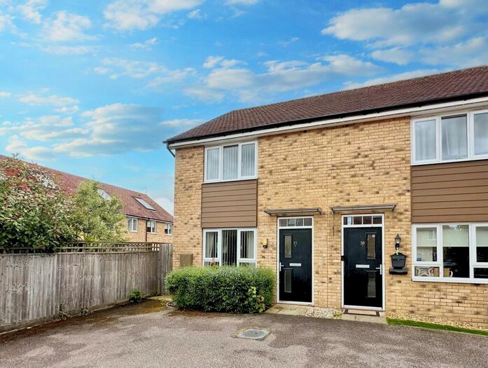 2 Bedroom Semi-Detached House To Rent In Twiselton Heath, Wolverton, MK12