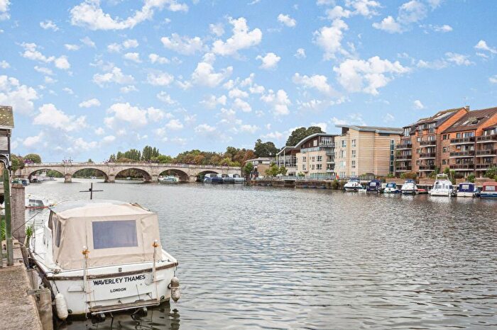 1 Bedroom Flat To Rent In Henry Macaulay Avenue, Kingston Upon Thames, KT2