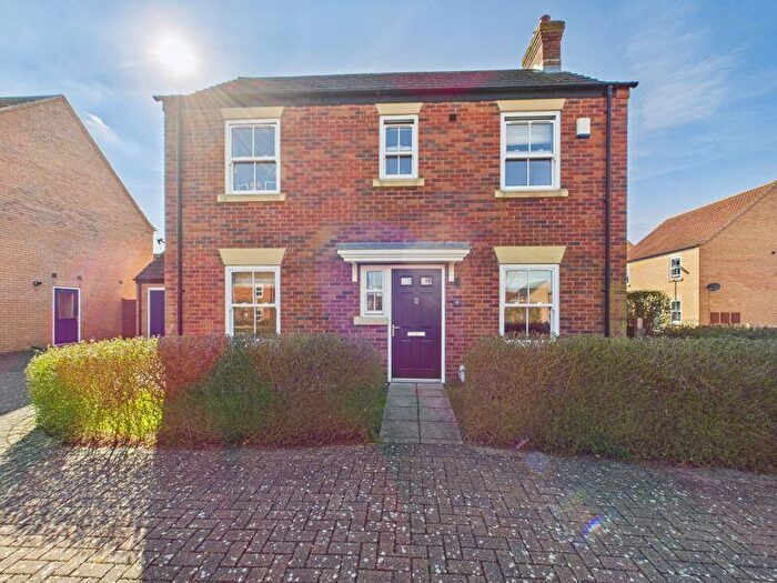 3 Bedroom Detached House For Sale In Alder Place, Alford, LN13
