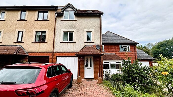 3 Bedroom Terraced House To Rent In Wesley Close, Taunton, TA1