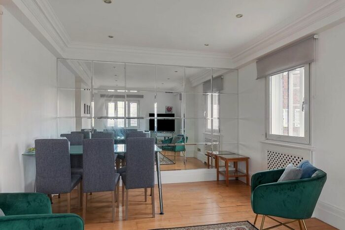 2 Bedroom Flat For Sale In Brompton Road, London, SW3