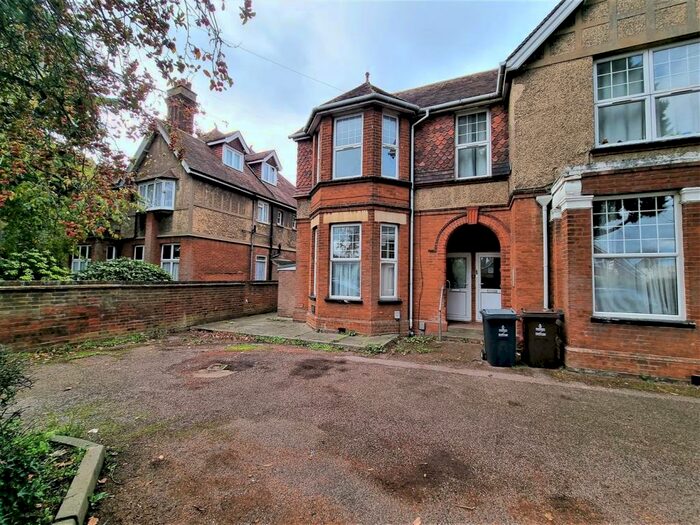 1 Bedroom Apartment To Rent In Purcell Court, Stevenage, SG1