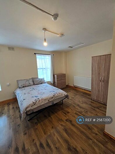 1 Bedroom Flat To Rent In Thorpedale Road, London, N4