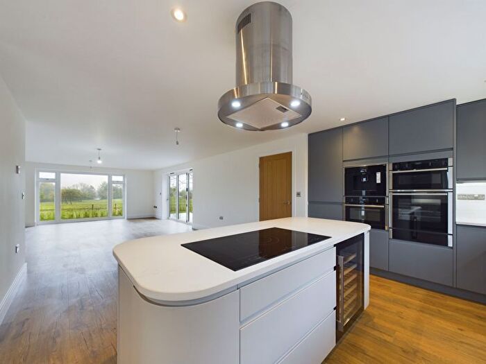 5 Bedroom Detached House For Sale In Manor Park, Keinton Mandeville, TA11