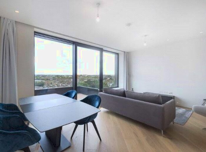 2 Bedroom Flat To Rent In Television Centre, Wood Crescent, White City, London, W12