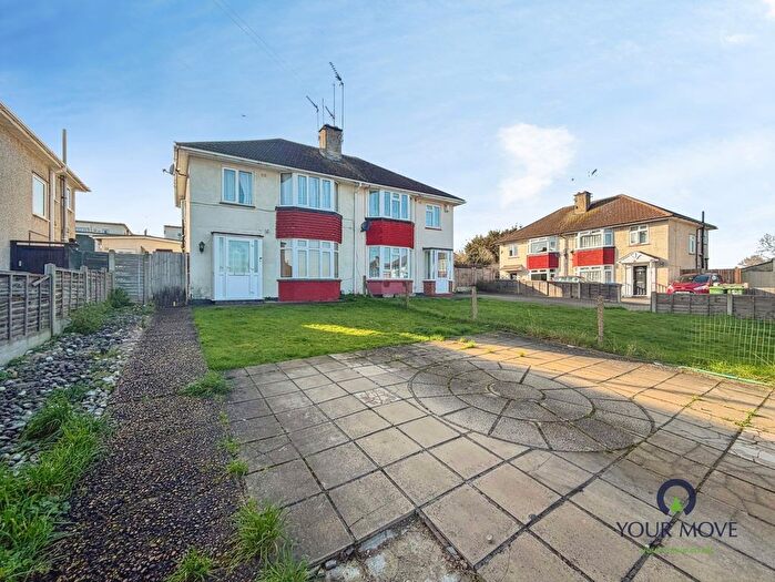 3 Bedroom Semi Detached House For Sale In Chipstead Road, Erith, DA8