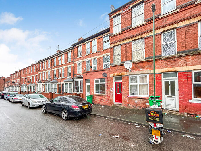 3 Bedroom Terraced House For Sale In Birkin Avenue, Nottingham, Nottinghamshire, NG7