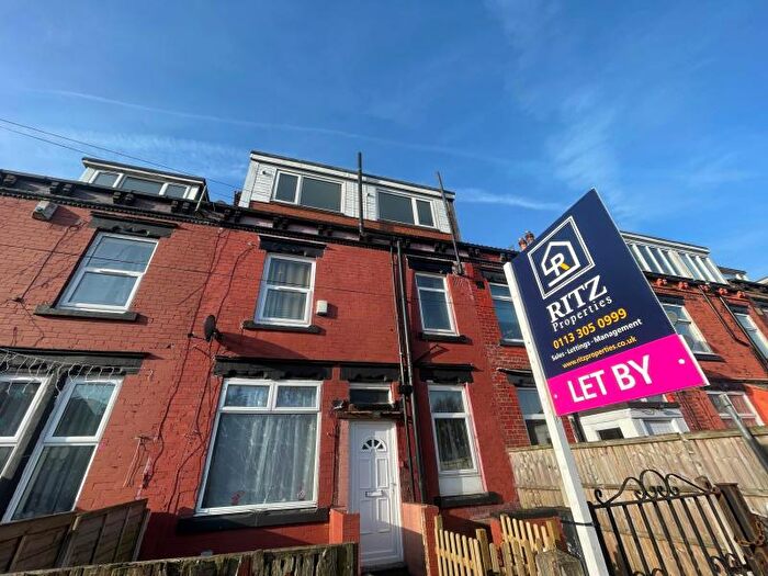 2 Bedroom Terraced House To Rent In Trafford Grove, Leeds, LS9