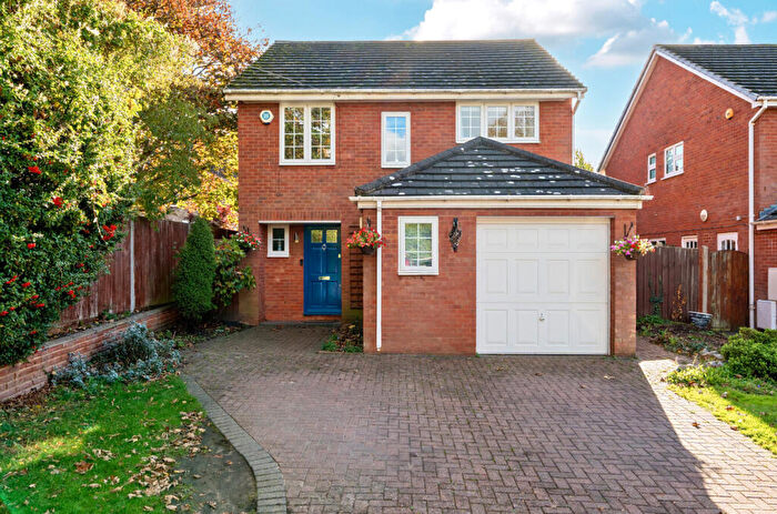 4 Bedroom Detached House For Sale In Lansdowne Road, Bromley, BR1