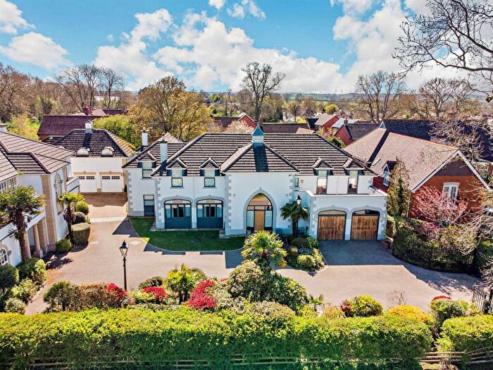 6 Bedroom Detached House To Rent In Knights Hill, Naseby, NN6
