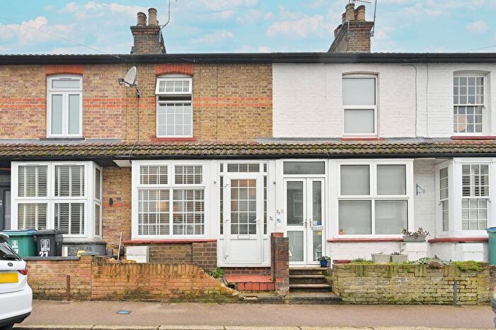2 Bedroom Terraced House For Sale In Grover Road, Bushey, Watford, WD19