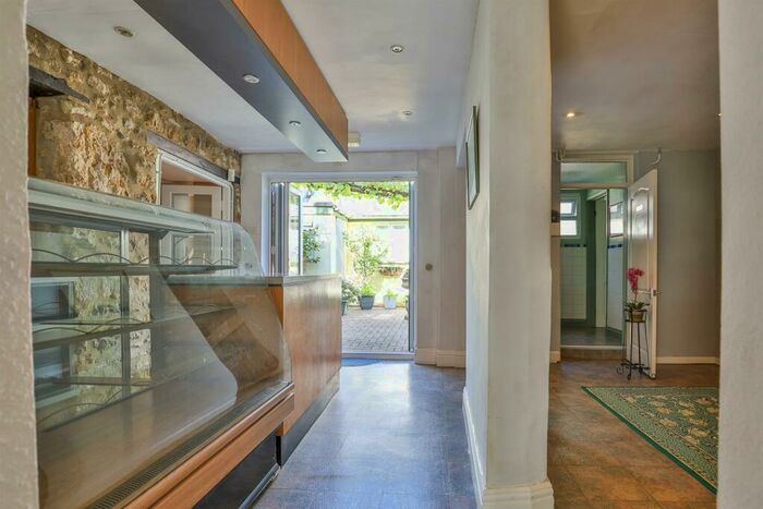 3 Bedroom Terraced House For Sale In High Street, Castle Cary, BA7