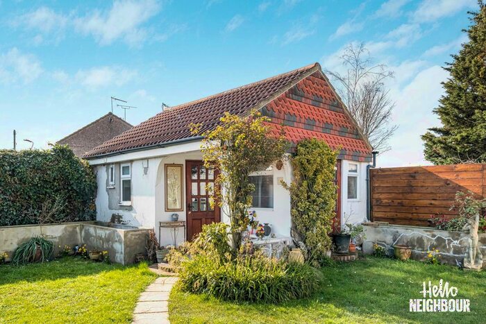 1 Bedroom Detached Bungalow To Rent In Peareswood Road, Erith, DA8