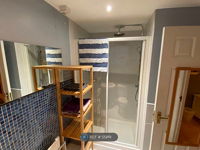 2 Bedroom Flat To Rent In Cleveden Road, Glasgow, G12