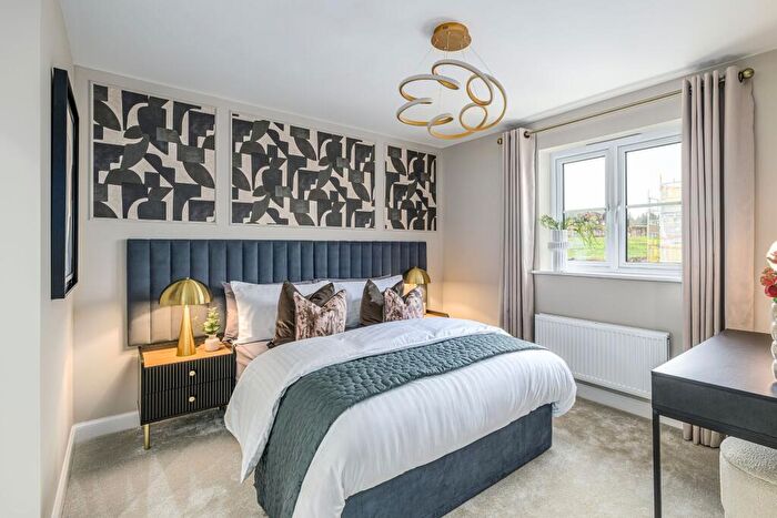 4 Bedroom Detached House For Sale In Bannerman Cruick, Edinburgh, EH17