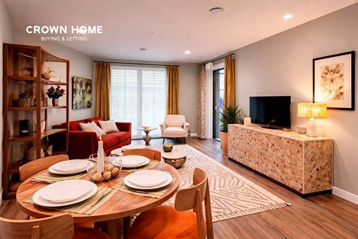 1 Bedroom Flat For Sale In The Auria, Portobello Road, Notting Hill, W10