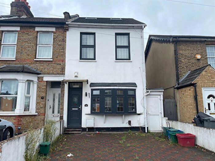 5 Bedroom Property To Rent In New Heston Road, Hounslow, TW5