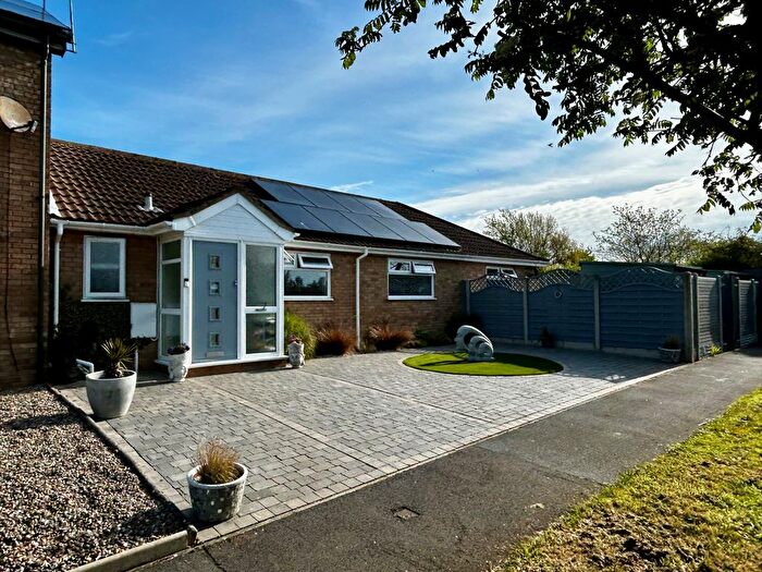 4 Bedroom Detached Bungalow To Rent In Greenacres, Woodfarm Lane, Gorleston, NR31
