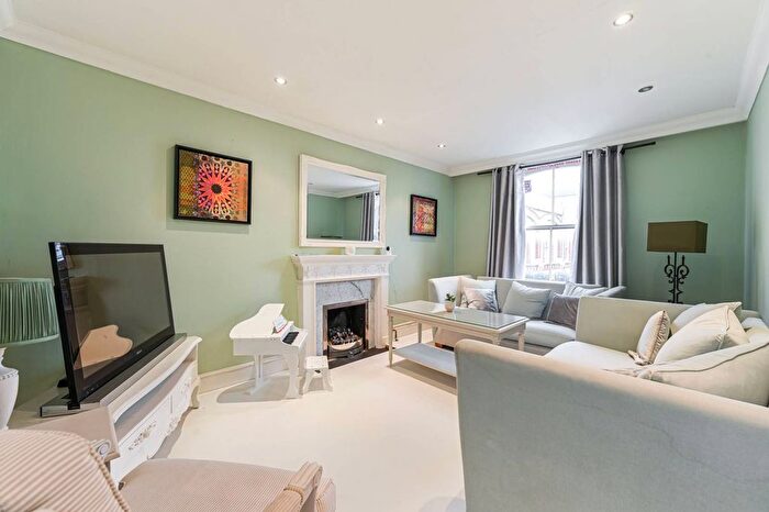 1 Bedroom Flat To Rent In Cheniston Gardens, Kensington, London, W8