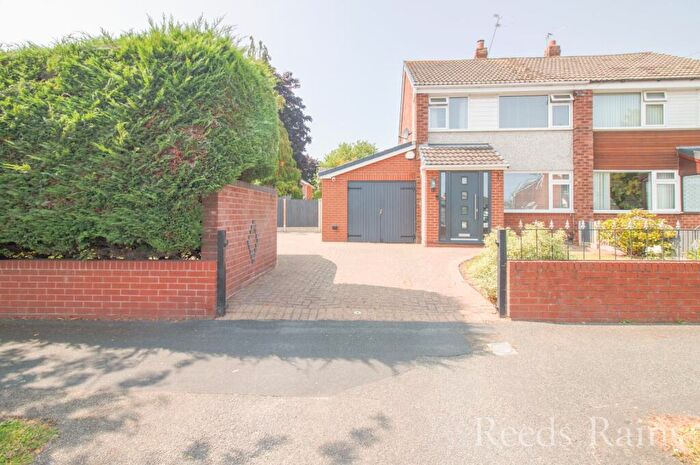 3 Bedroom Semi-Detached House For Sale In Green Lane, Great Sutton, Ellesmere Port, Cheshire, CH66
